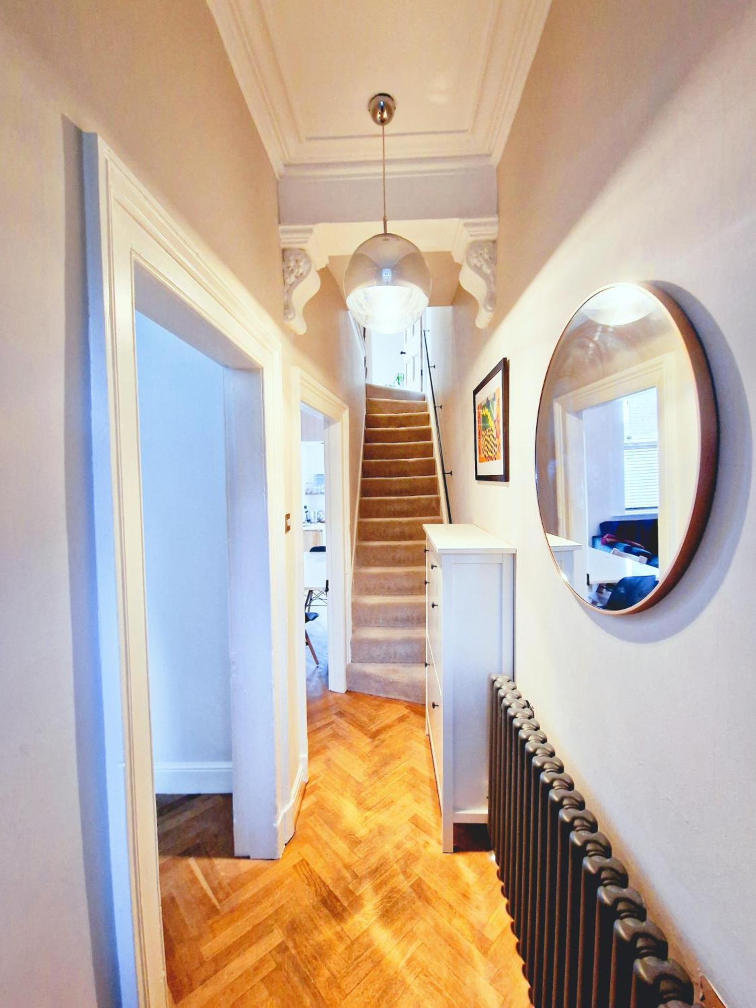 Upscale Family Beautiful Setting Apartment